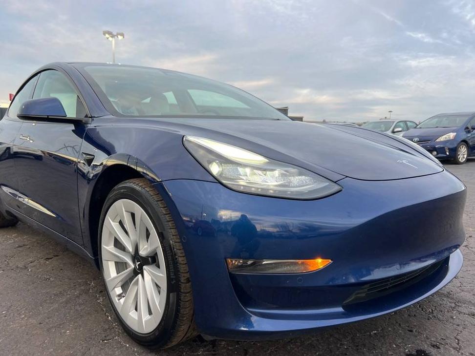 TESLA MODEL 3 2022 5YJ3E1EB4NF109973 image